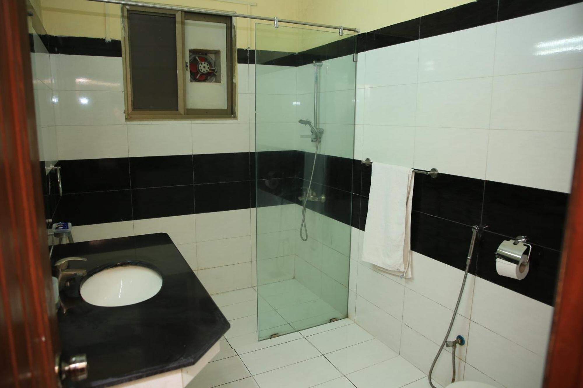 Hotel Orbit Residency F-7 à Islamabad Extérieur photo